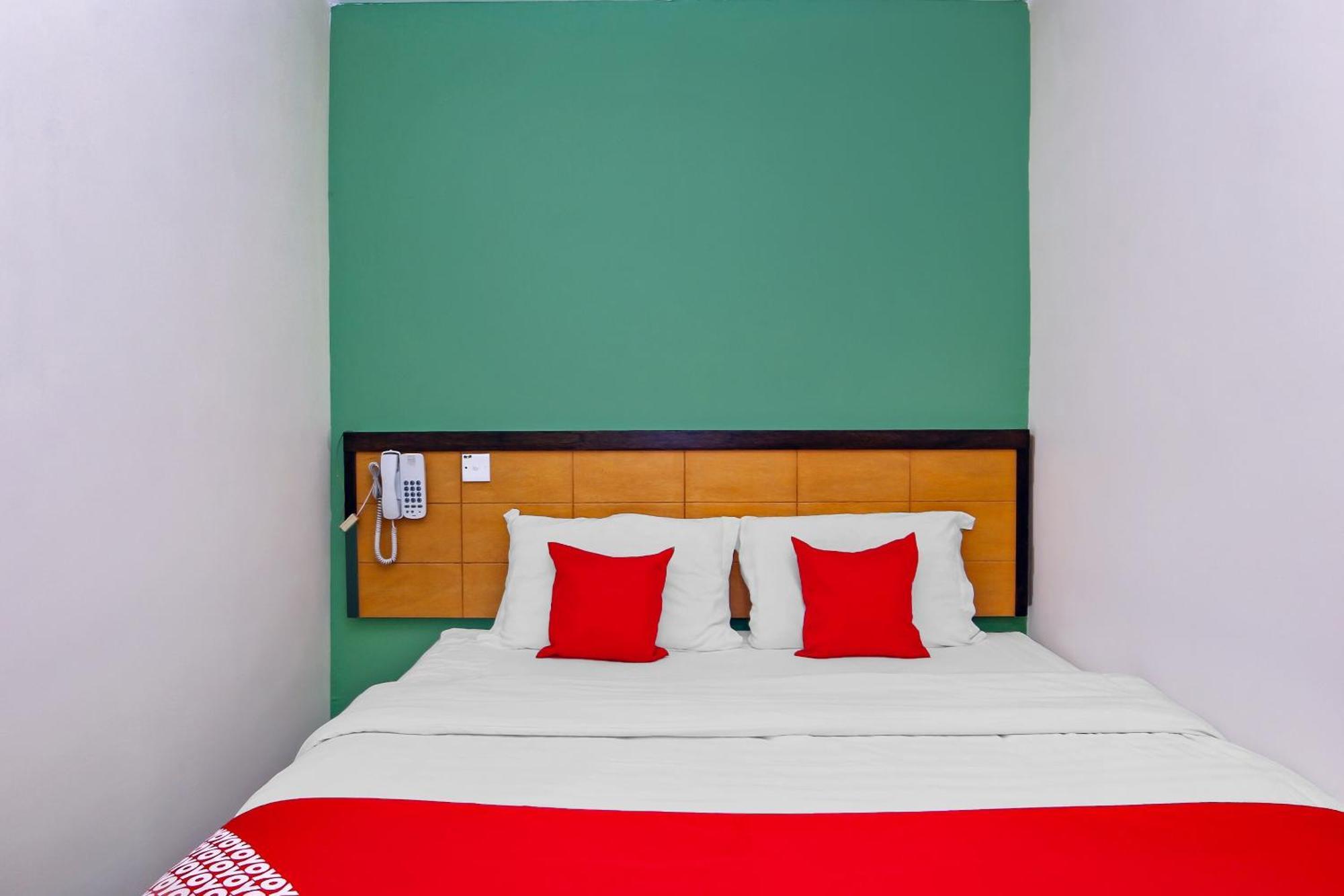 Oyo 44054 Holiday Mansion Inn Sibu Eksteriør billede